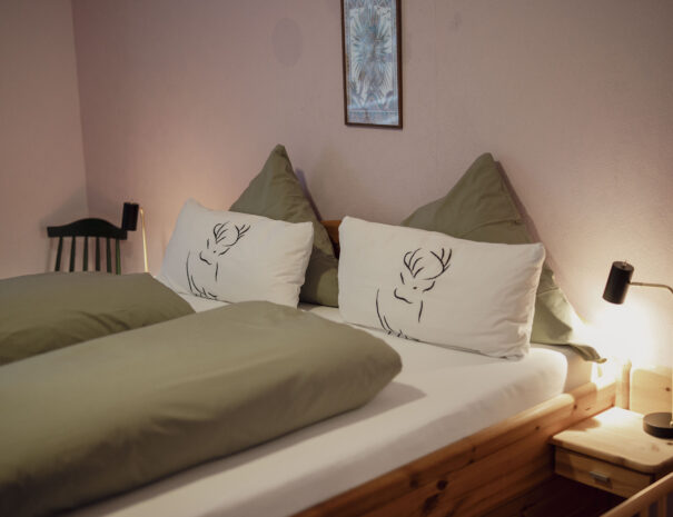 Schlafzimmer_Hexentanzplatz_mit_Babybett