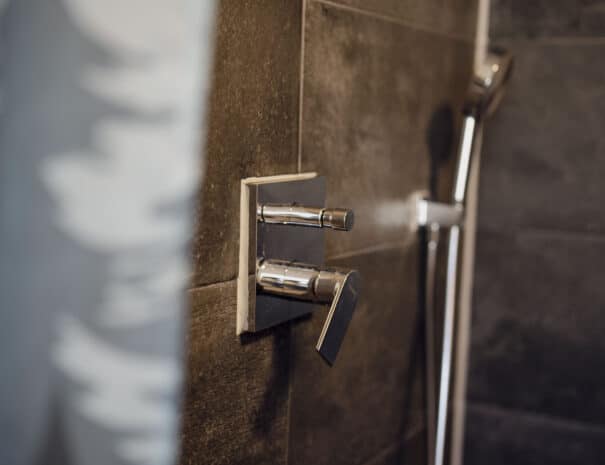 Dusche-Detail-Zorger-Stollen-Deluxe-Apartment