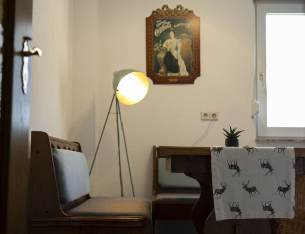 Küchentisch-Zorger-Stollen-Deluxe-Apartment